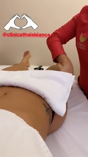 Thaís Bianca feet photo thumbnail