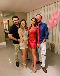 Thaís Bianca feet photo thumbnail