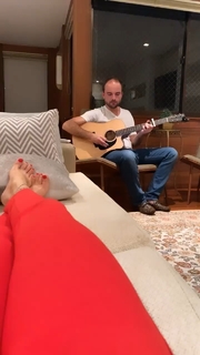 Thaís Bianca feet photo thumbnail