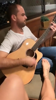 Thaís Bianca feet photo thumbnail