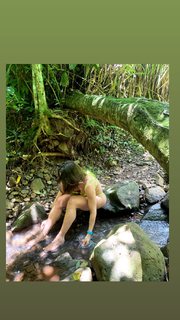 Thaís Bianca feet photo thumbnail