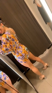 Thaís Bianca feet photo thumbnail