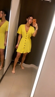 Thaís Bianca feet photo thumbnail