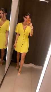 Thaís Bianca feet photo thumbnail