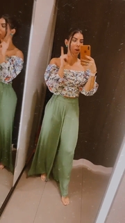 Thaís Bianca feet photo thumbnail