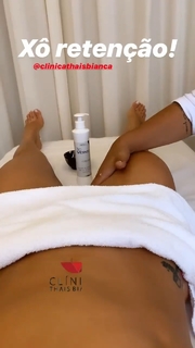 Thaís Bianca feet photo thumbnail