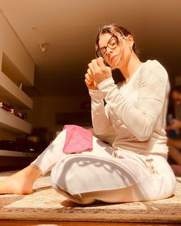 Thaís Bianca feet photo thumbnail