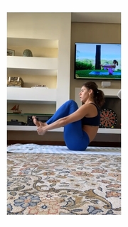 Thaís Bianca feet photo thumbnail