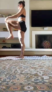 Thaís Bianca feet photo thumbnail