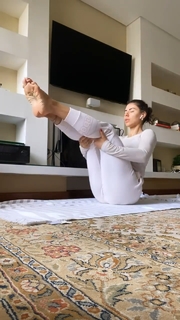 Thaís Bianca feet photo thumbnail