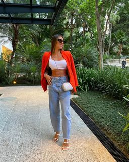 Thaís Bianca feet photo thumbnail