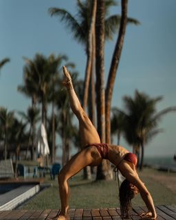 Thaís Bianca feet photo thumbnail