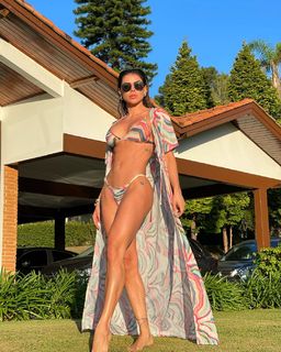 Thaís Bianca feet photo thumbnail