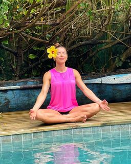 Thaís Bianca feet photo thumbnail