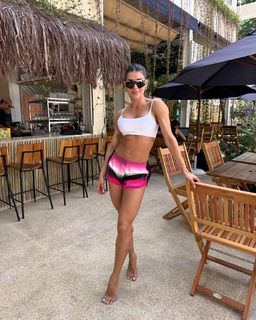 Thaís Bianca feet photo thumbnail