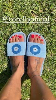 Thaís Bianca feet photo thumbnail