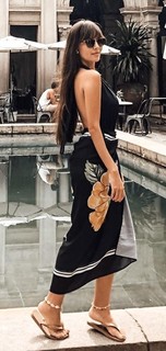 Thaís Braz feet photo 9