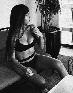 Thaís Braz feet photo 15