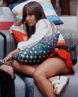 Thaís Braz feet photo 10