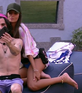 Thaís Braz feet photo 5