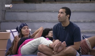 Thaís Braz feet photo 13