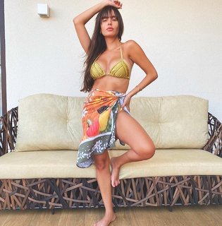 Thaís Braz feet photo 11