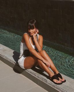 Thaís Braz feet photo 3