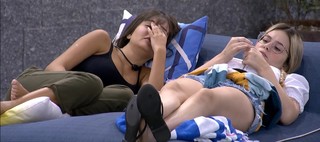 Thaís Braz feet photo 7