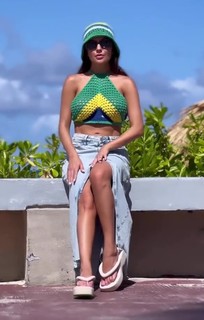 Thaís Braz feet photo 9