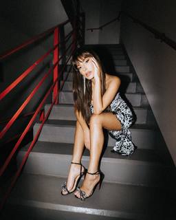 Thaís Braz feet photo 16