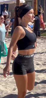 Thaís Braz feet photo 17