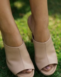 Thaís Braz feet photo 20
