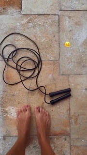 Thaís Braz feet photo 11