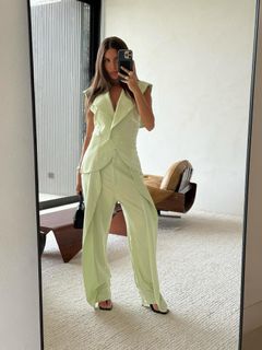 Thaís Braz feet photo 3