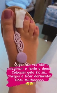 Thaís Fersoza feet photo 6