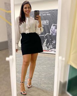 Thaís Fersoza feet photo 12