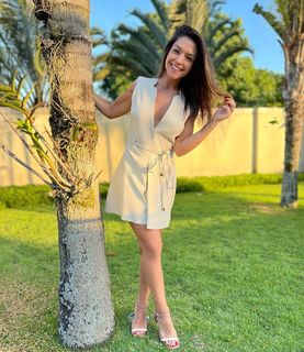Thaís Fersoza feet photo 20