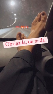 Thaís Fersoza feet photo 16