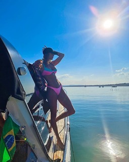 Thaísa Menezes feet photo 19