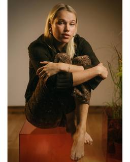 Thea Sofie Loch Næss feet photo 15