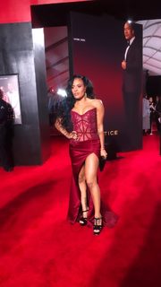 Thea Trinidad feet photo thumbnail