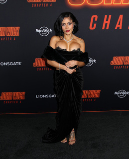 Thea Trinidad feet photo thumbnail