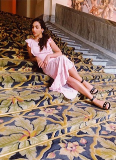 Thelma Fardín feet photo 8