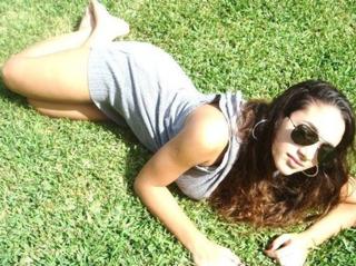 Thelma Fardín feet photo 3