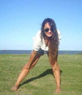 Thelma Fardín feet photo 13