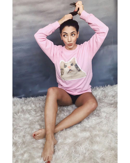 Thelma Fardín feet photo 9