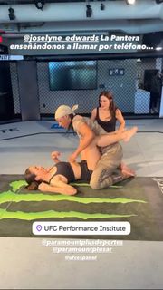Thelma Fardín feet photo 6