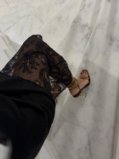 Theodora Katsikogianni feet photo 3