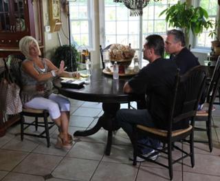 Theresa Caputo feet photo 6
