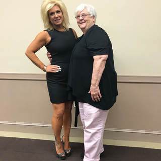 Theresa Caputo feet photo 17